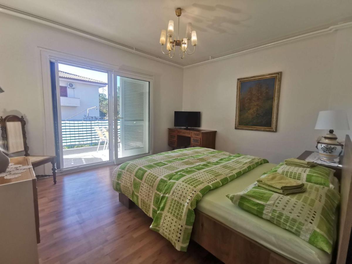 Apartmán Pri Noni "Istracycle" Lucija Exteriér fotografie